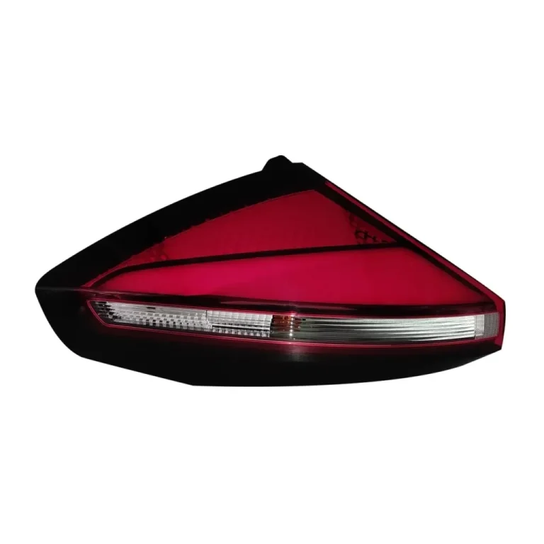 قیمت چراغ عقب روی گلگیر ام وی ام X33 کراس سمت راننده در اتوچین